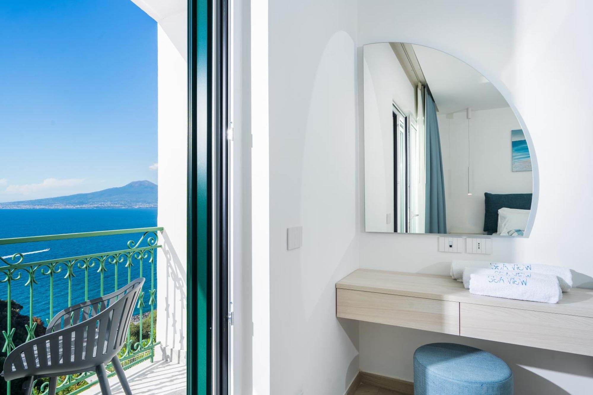 Sea View Deluxe Apartments Віко-Екуенсе Екстер'єр фото